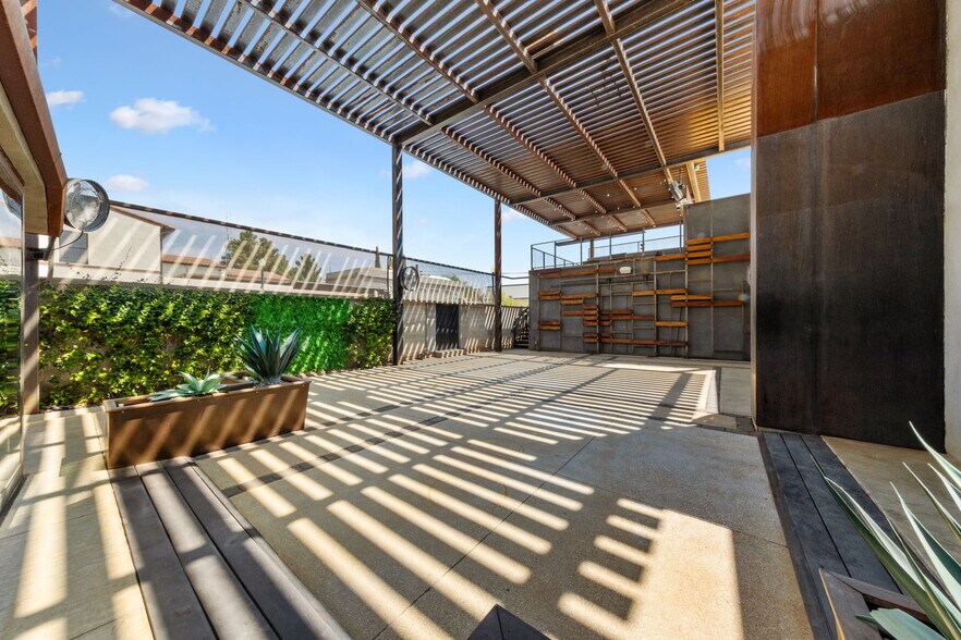 More Photos Of 553 California Ave, Boulder City Restaurant For Sale