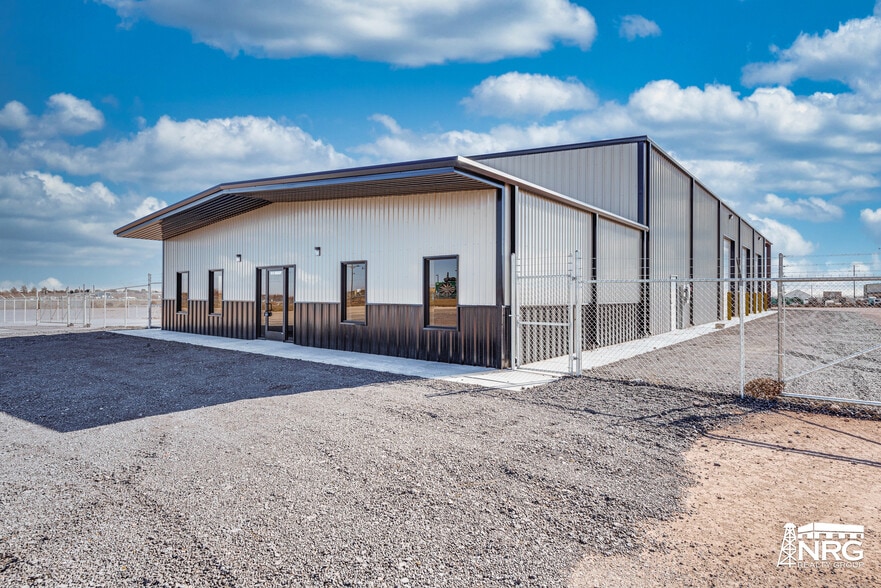 More Photos Of 3015 W County Road 135, Midland Warehouse For Sale