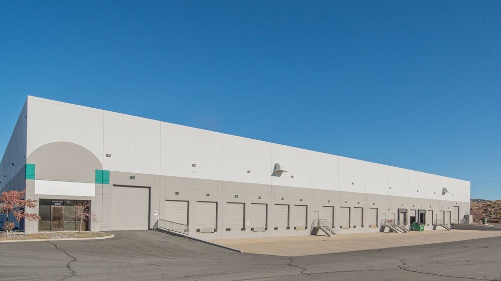 More Photos Of 990 N Hills Blvd, Reno Warehouse For Lease
