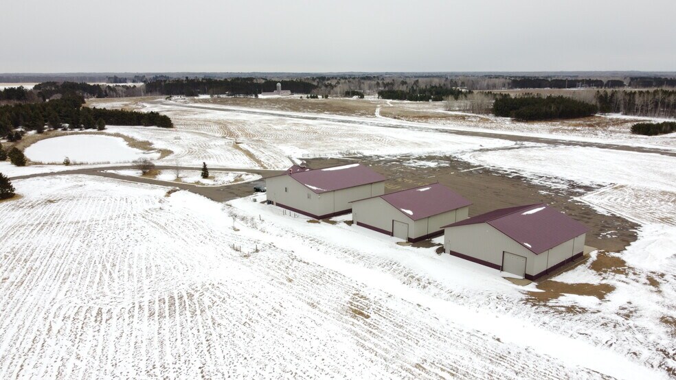 More Photos Of 24226 Lone Pine Rd, Hinckley Airport For Sale