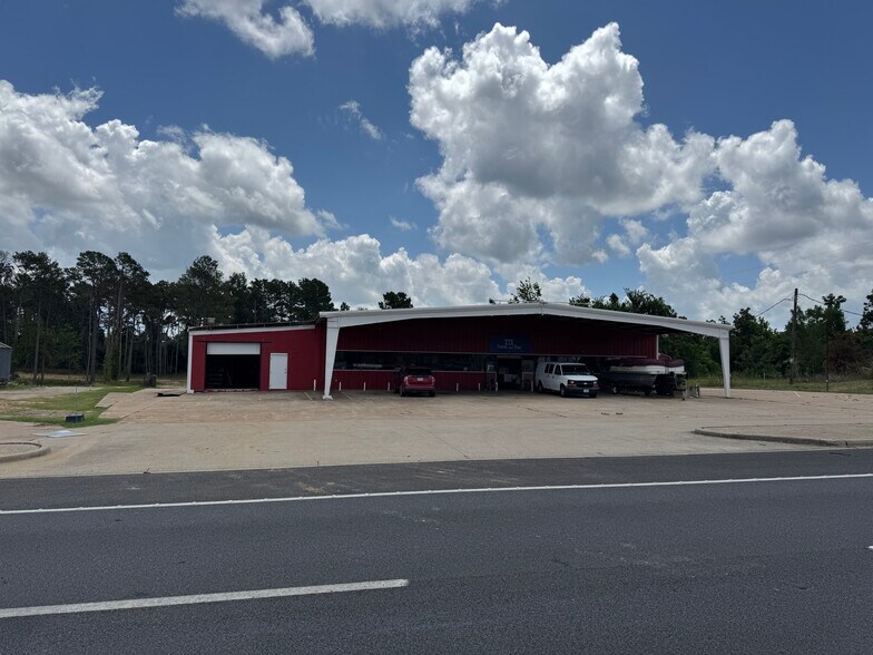 More Photos Of 7823 Highway 155, Coffee City Freestanding For Sale