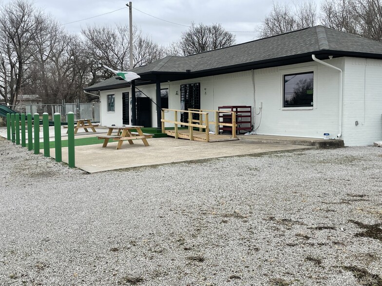 Primary Photo Of 6108 S 46th West Ave, Tulsa Loft Creative Space For Sale