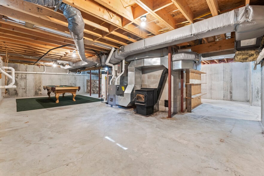 More Photos Of 41 Hobbs Rd, West Newfield Specialty For Sale