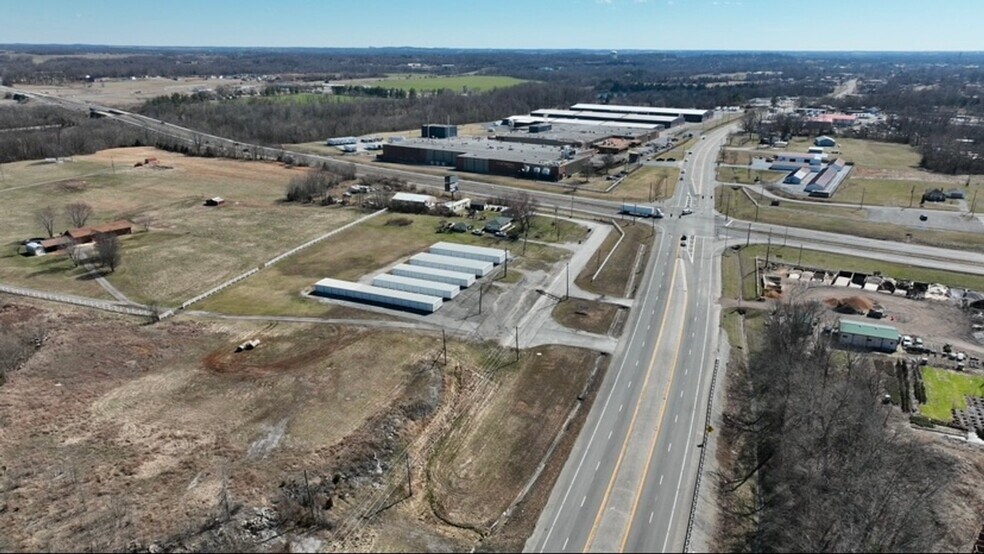 More Photos Of 2180 Madisonville Rd, Hopkinsville Self Storage For Sale