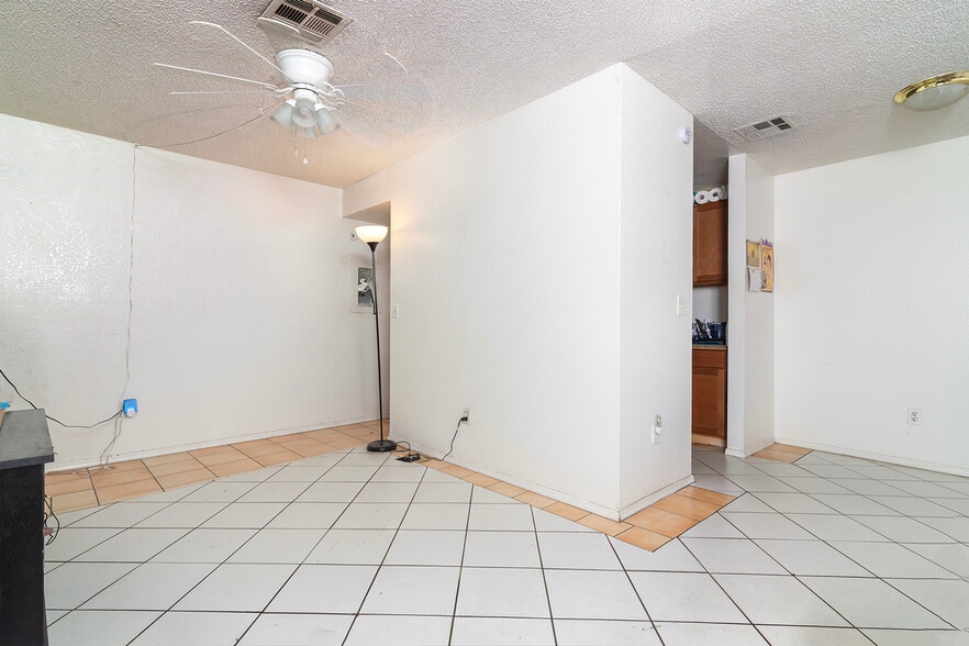 More Photos Of 1815 E Pueblo Ave, Phoenix Multifamily For Sale