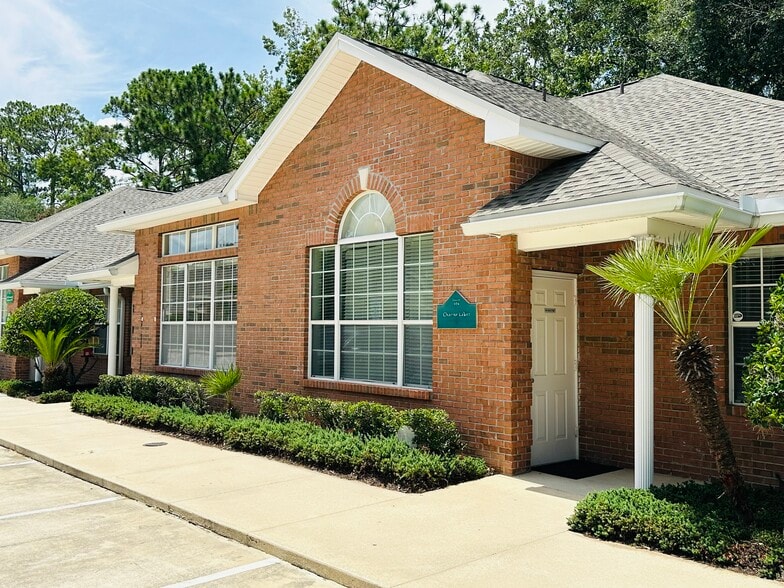 Primary Photo Of 12443 San Jose Blvd, Jacksonville Medical For Sale