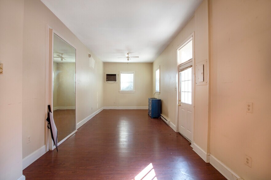 More Photos Of 83-85 S Main St, New Hope Storefront Retail Residential For Sale