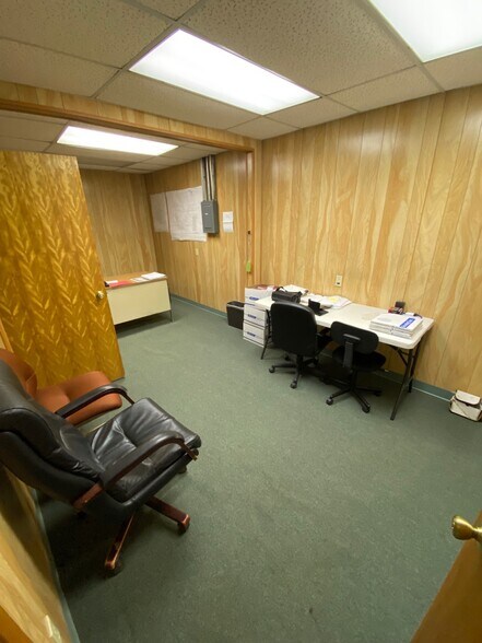 More Photos Of 2300 TX-322, Henderson Warehouse For Sale
