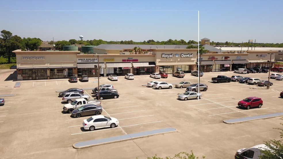 More Photos Of 5700 Highway 6, Houston Storefront For Lease