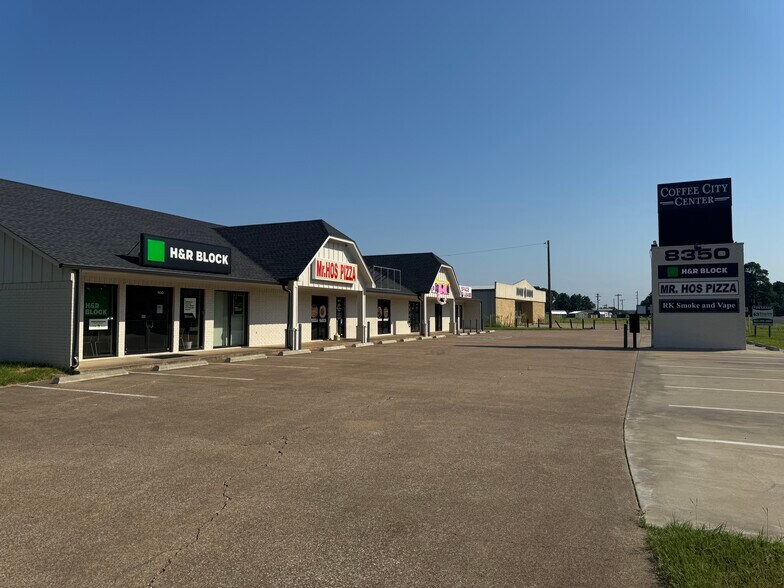 More Photos Of 8350 State Highway 155, Frankston Storefront Retail Office For Lease