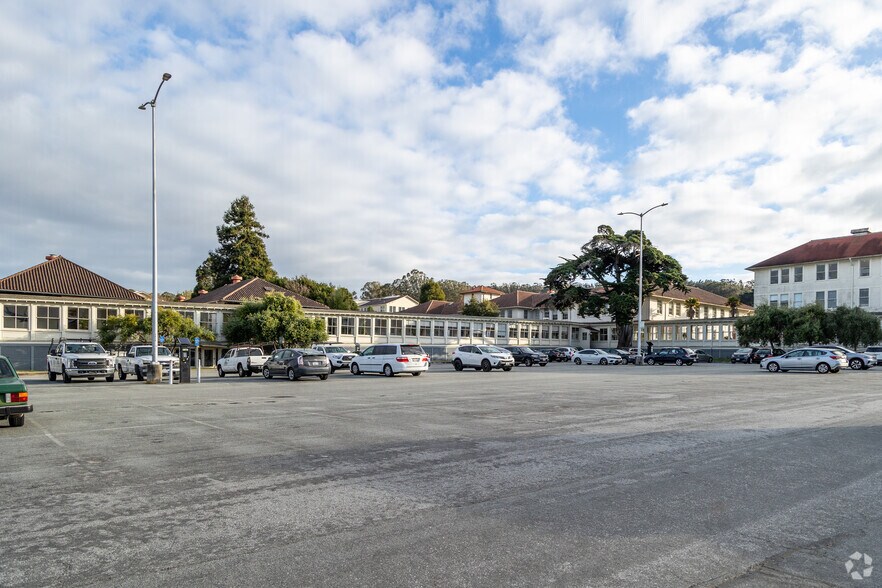 More Photos Of 1007-1009 General Kennedy Ave, San Francisco Office For Lease