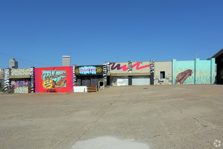 More Photos Of 800-816 E 1st St, Tulsa Flex For Lease