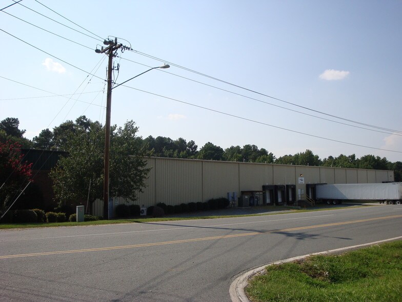 More Photos Of 2709 Walkup Ave, Monroe Warehouse For Lease