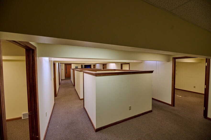 More Photos Of 7464 Sharon Mercer Rd, Mercer General Retail For Sale