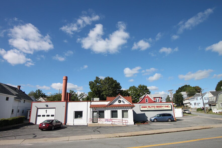 More Photos Of 73 W Boylston Dr, Worcester Auto Repair For Lease