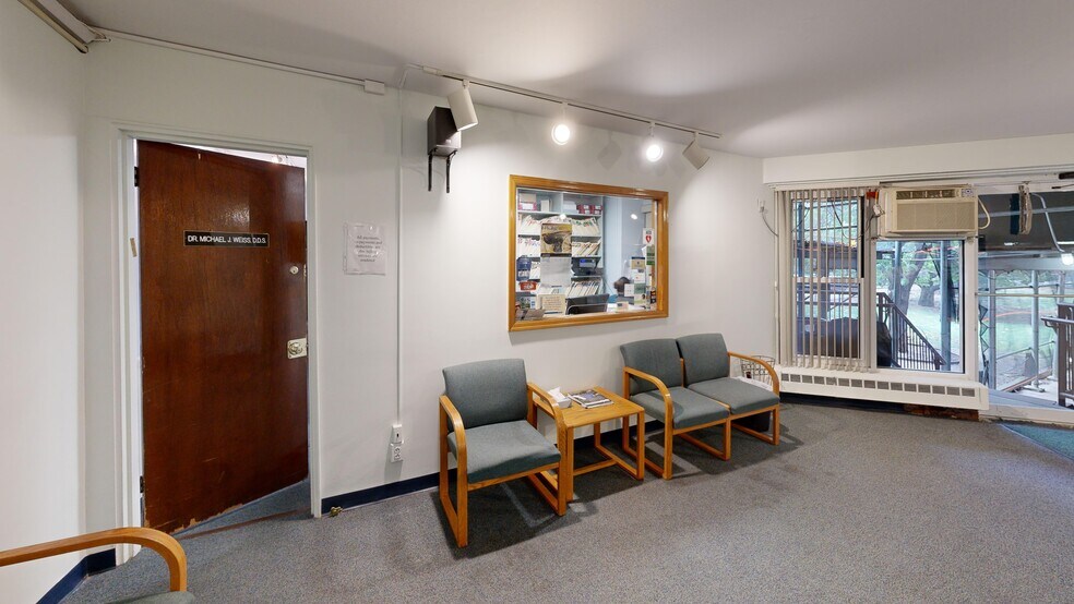 More Photos Of 5940 Queens Blvd, Woodside Apartments For Lease