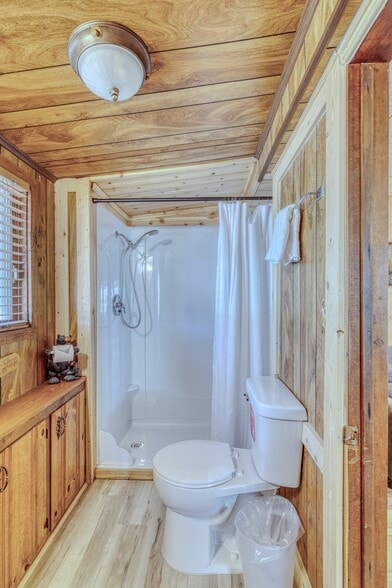 More Photos Of 8372 E Flowage Ln, Gordon Multifamily For Sale