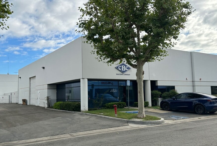 Primary Photo Of 750 E Debra Ln, Anaheim Warehouse For Lease
