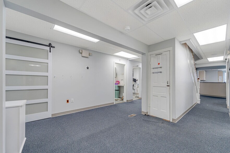 More Photos Of 535 Monmouth St, Gloucester City Medical For Sale