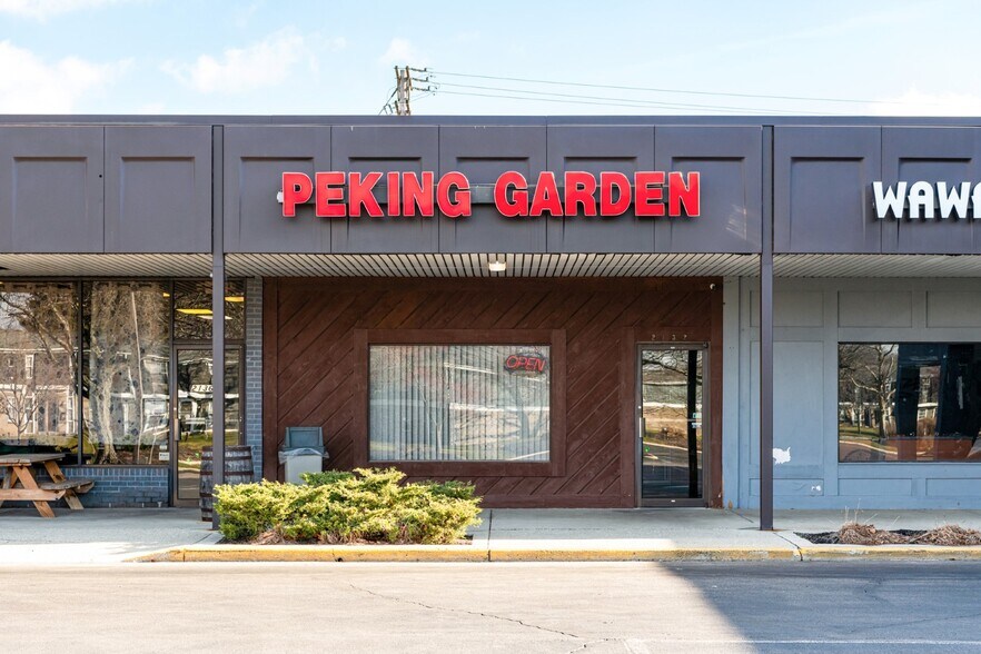 More Photos Of 5513-5567 Bigger Rd, Kettering Storefront For Sale