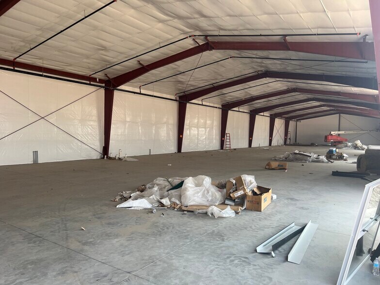 More Photos Of 3028 Landon Ln, Nampa Warehouse For Lease