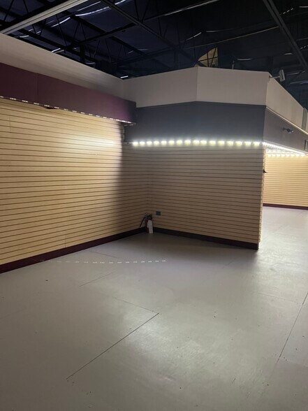 More Photos Of 7316 1st Ave N, Birmingham Unknown For Lease