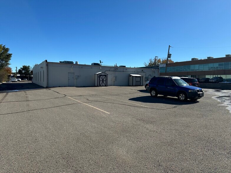 More Photos Of 457 Wadsworth Blvd, Lakewood Storefront For Lease