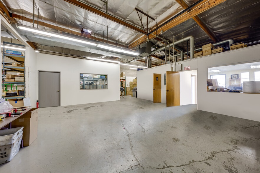 More Photos Of 14836 Ramona Blvd, Baldwin Park Warehouse For Sale
