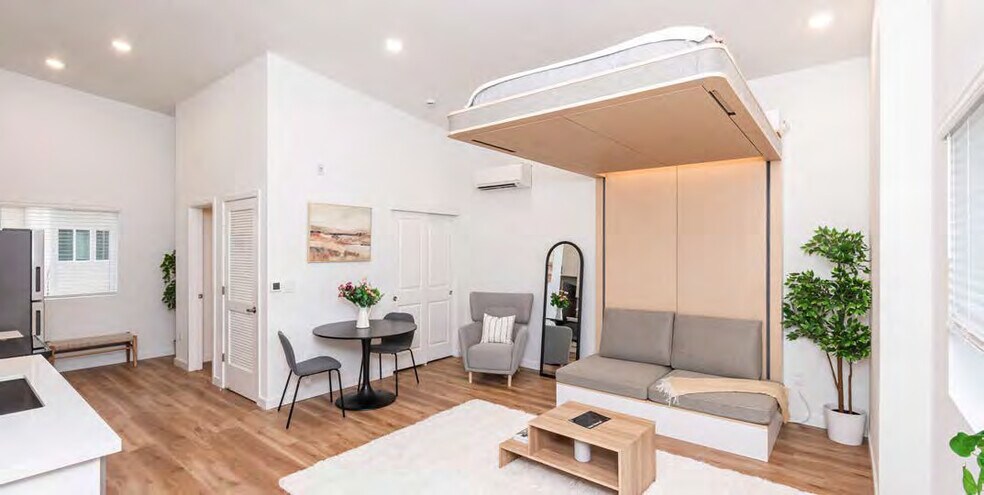 More Photos Of 3131 W St, Sacramento Apartments For Sale