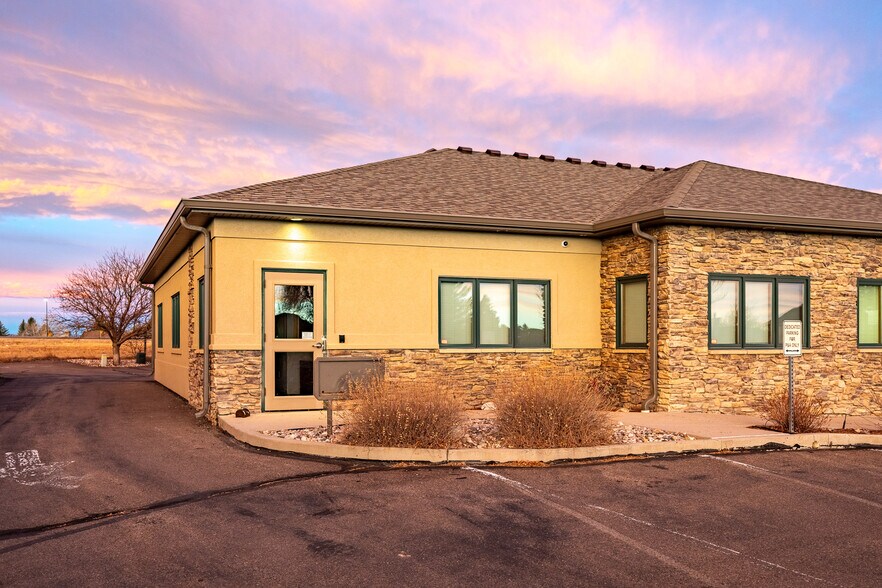 More Photos Of 7344 Stockman St, Cheyenne Office For Lease