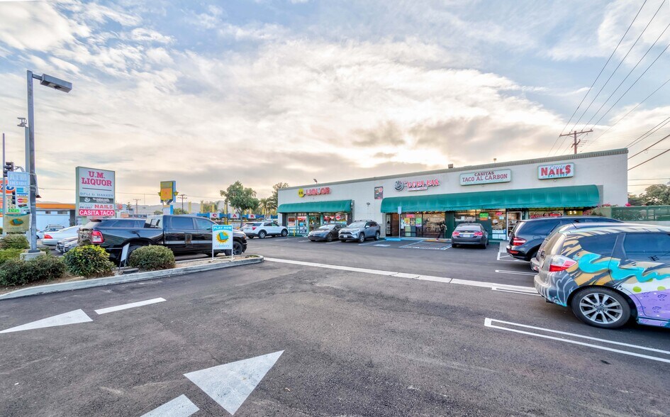 More Photos Of 401-407 N Victory Blvd, Burbank General Retail For Sale