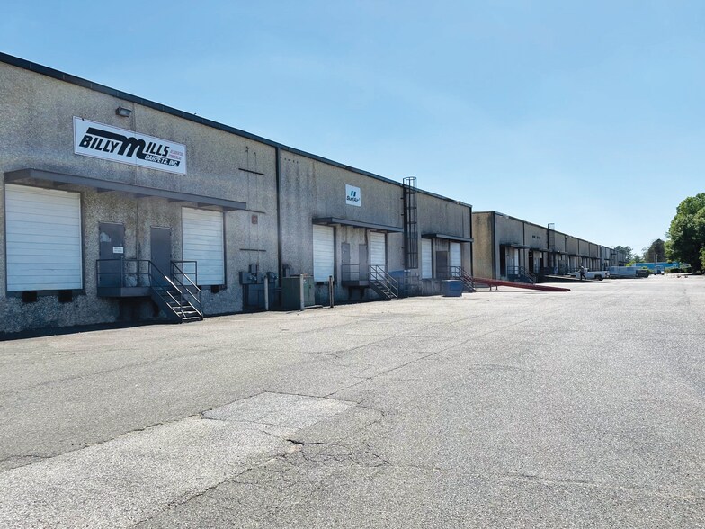 More Photos Of 1562-1584 Two Pl, Memphis Warehouse For Lease
