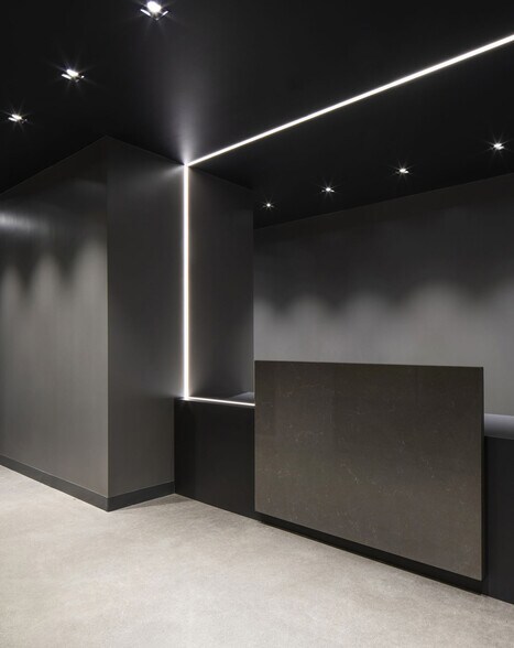 More Photos Of 7025 Langer Dr, Mississauga Office For Lease