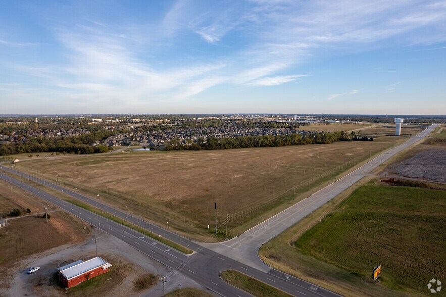More Photos Of 3600 S Frisco Rd, Yukon Land For Sale