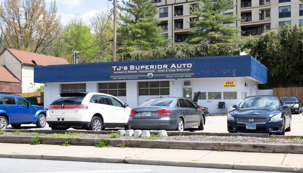 More Photos Of 4531 Falls Rd, Baltimore Auto Repair For Lease