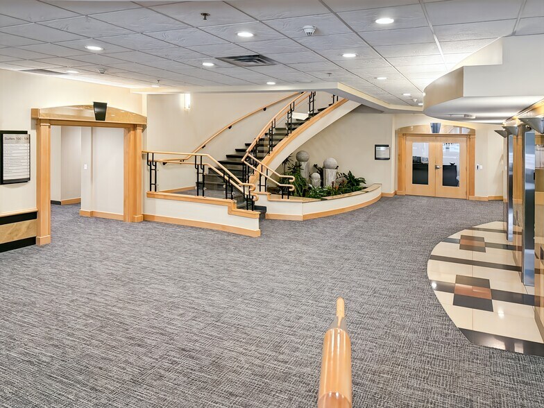More Photos Of 625 Kenmoor Ave SE, Grand Rapids Coworking Space