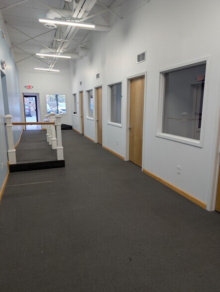 More Photos Of 5221-5223 Main St, Buffalo Freestanding For Lease