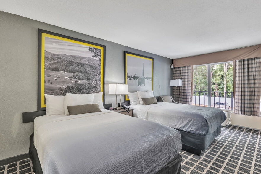 More Photos Of 2402 S Sterling St, Morganton Hotel For Sale