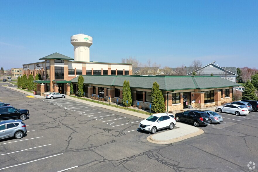 More Photos Of 1099 Helmo Ave N, Oakdale Medical For Lease