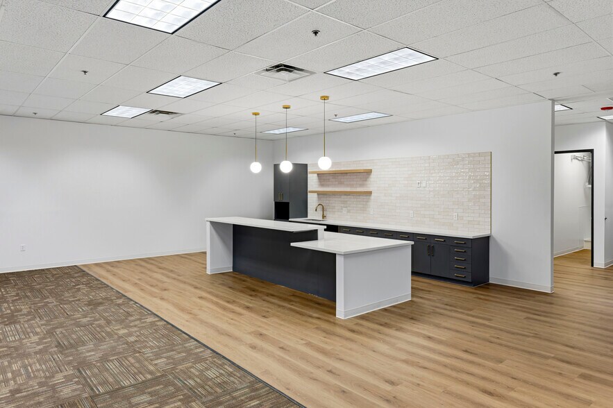 More Photos Of 8260 S Hardy Dr, Tempe Office For Lease