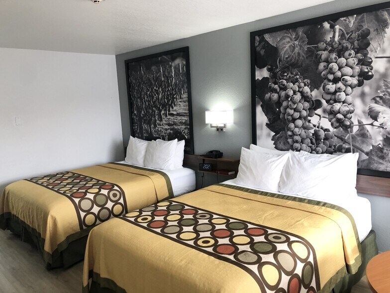 More Photos Of 888 S Main St, Fort Bragg Hotel For Sale