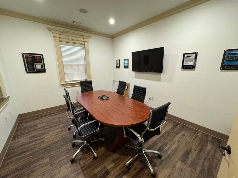 More Photos Of 2271 E Continental Blvd, Southlake Medical For Lease