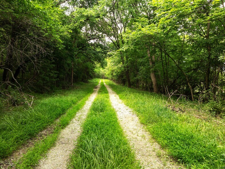 More Photos Of 2132 N River School Rd, Winterset Land For Sale