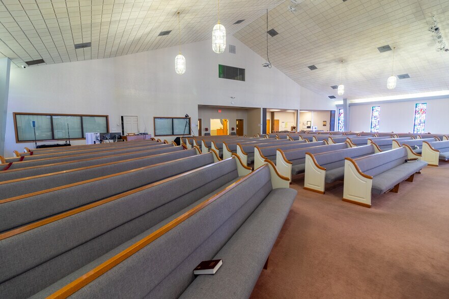 More Photos Of 906 Trimmier Rd, Killeen Religious Facility For Sale