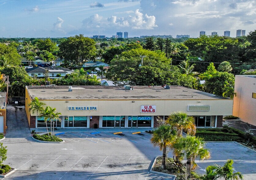More Photos Of 763-779 Northlake Blvd, North Palm Beach Storefront For Lease