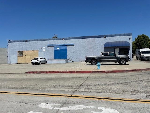 Primary Photo Of 12414 Whittier Blvd, Whittier Warehouse For Lease