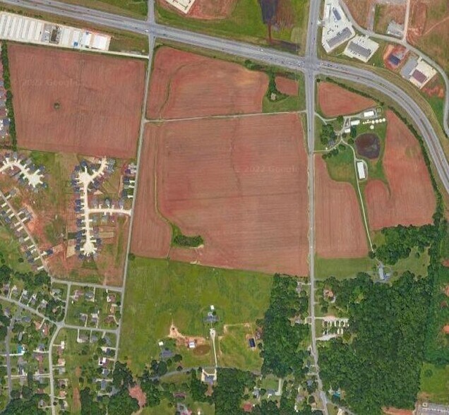 Primary Photo Of 101st Airborne Parkway & Trenton Rd @ Trenton Rd, Clarksville Land For Lease