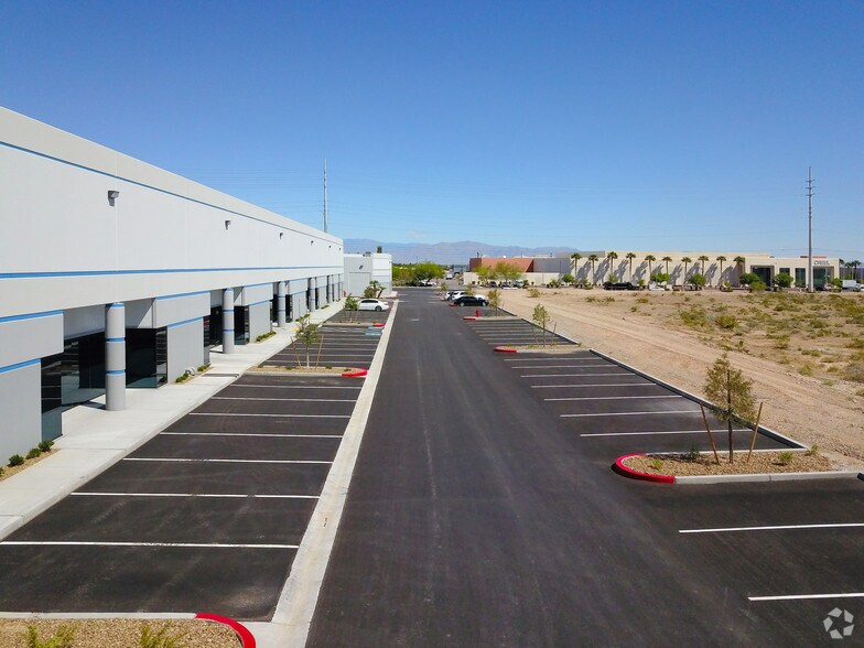 More Photos Of 6445 W Sunset Rd, Las Vegas Warehouse For Lease