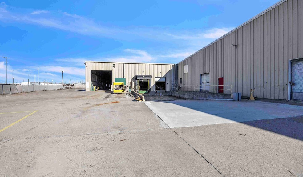 More Photos Of 4242 Baldwin Blvd, Corpus Christi Manufacturing For Lease