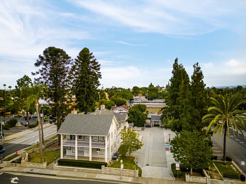 More Photos Of 307 E Chapman Ave, Orange Office For Sale